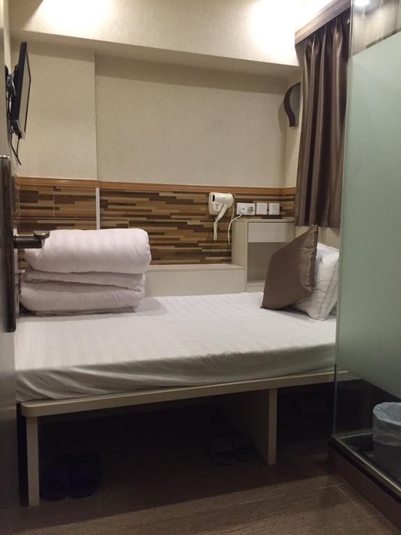 Traveller Friendship Hostel Хонконг Екстериор снимка