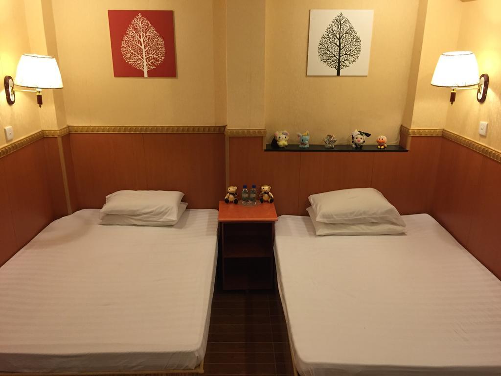 Traveller Friendship Hostel Хонконг Екстериор снимка