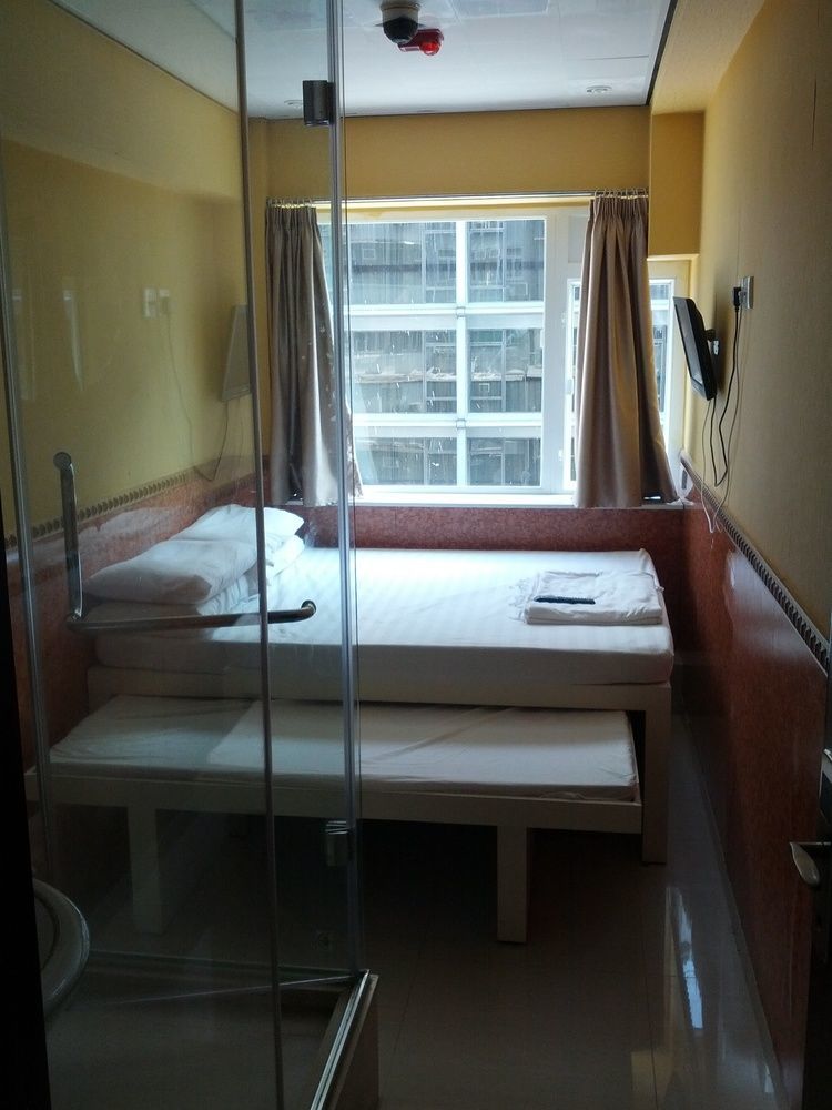 Traveller Friendship Hostel Хонконг Екстериор снимка