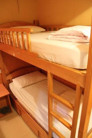 Traveller Friendship Hostel Хонконг Екстериор снимка